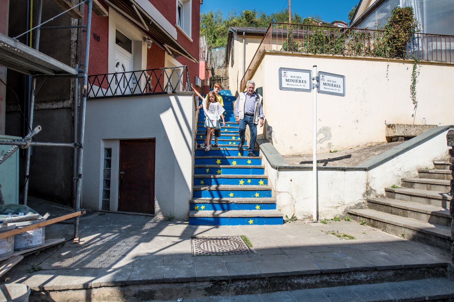 Une famille en visite au « Quartier Italien »